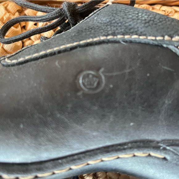 Born men’s size 10 retro lace ups black with brown stitching - Picture 9 of 9